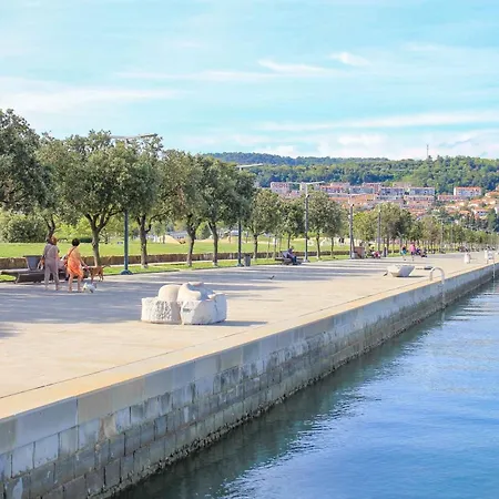 Seaesta Cosy Sea Koper